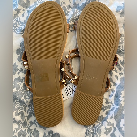 Fifth and Luxe sandals - NWT Studded Slide Sandals size 11 - Picture 3 of 4